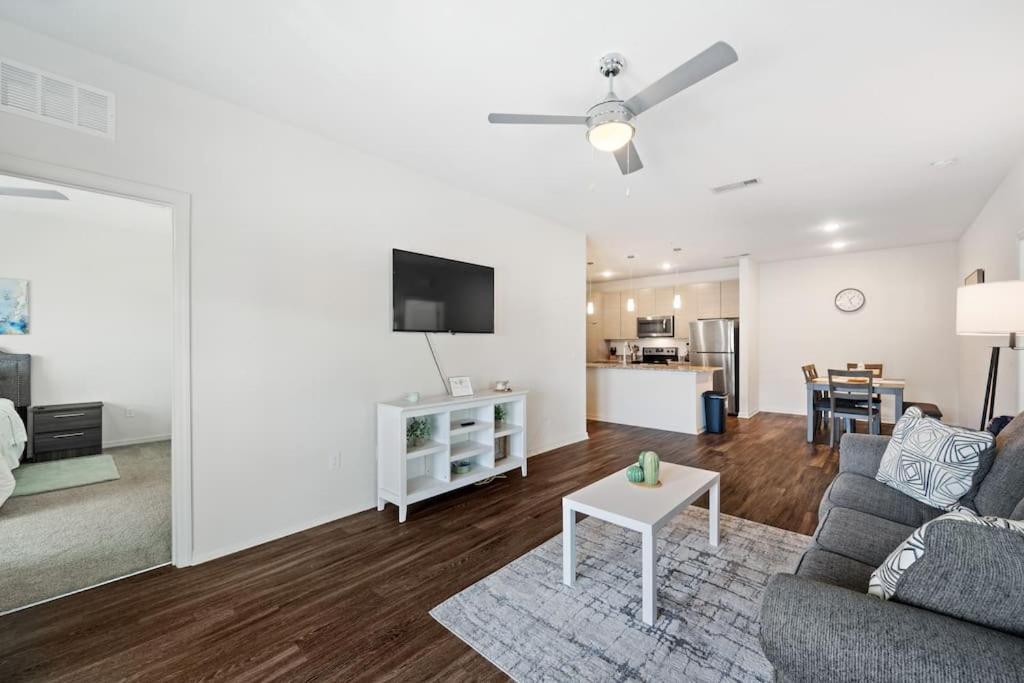 Lavish 2Br Apartment In טאמפה מראה חיצוני תמונה